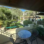 Alkionis Garden View Lejlighedshotel *