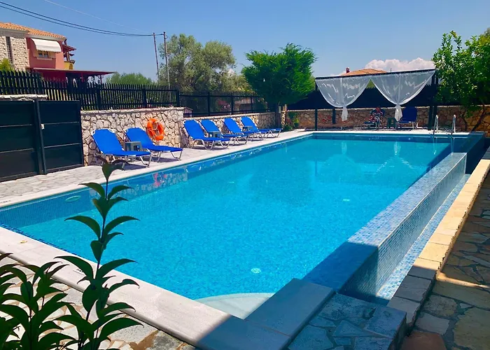 Alkionis Garden View מלון דירות